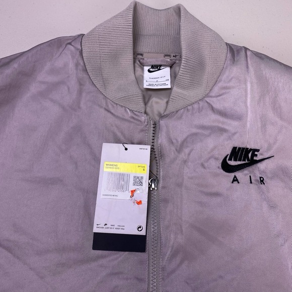 NEW Nike Air Therma-Fit Bomber Jacket Loose Oversize Metallic Gray